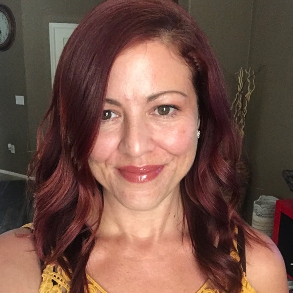 Meet your Posher, Kaela - Picture 1 of 4